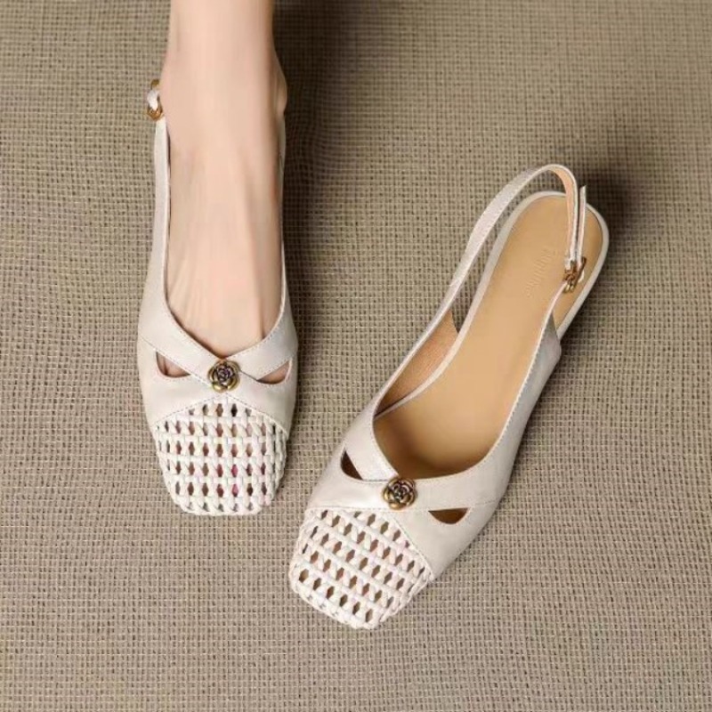 Heels - Sandali chiusi da donna in stile
