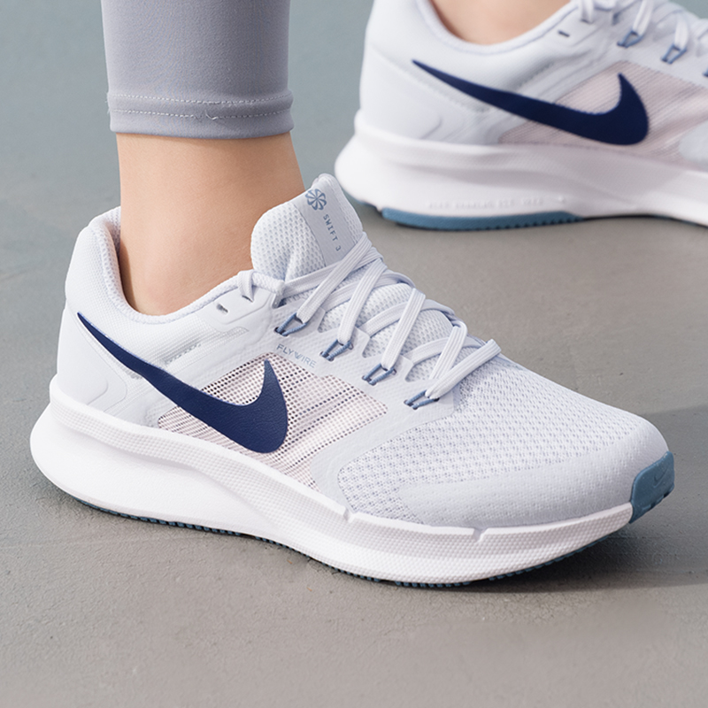 Scarpe da donna Nike originali - Lightweight Road Running Shoes recensione e prezzo