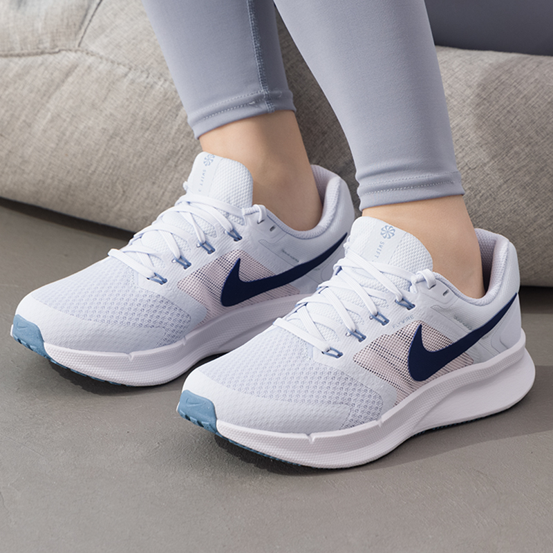 Scarpe da donna Nike originali - Lightweight Road Running Shoes recensione e prezzo