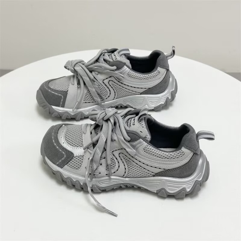 Sneakers da donna stile trekki - Heels recensione e prezzo